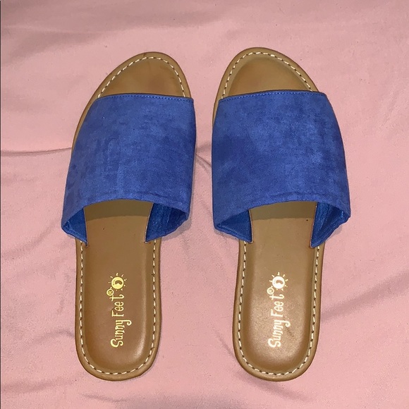 Sandals - Picture 1 of 1